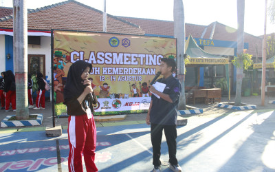 HARI KEDUA CLASSMEET MEMPERINGATI HUT RI KE 81 DI SMKN 3 PROBOLINGGO